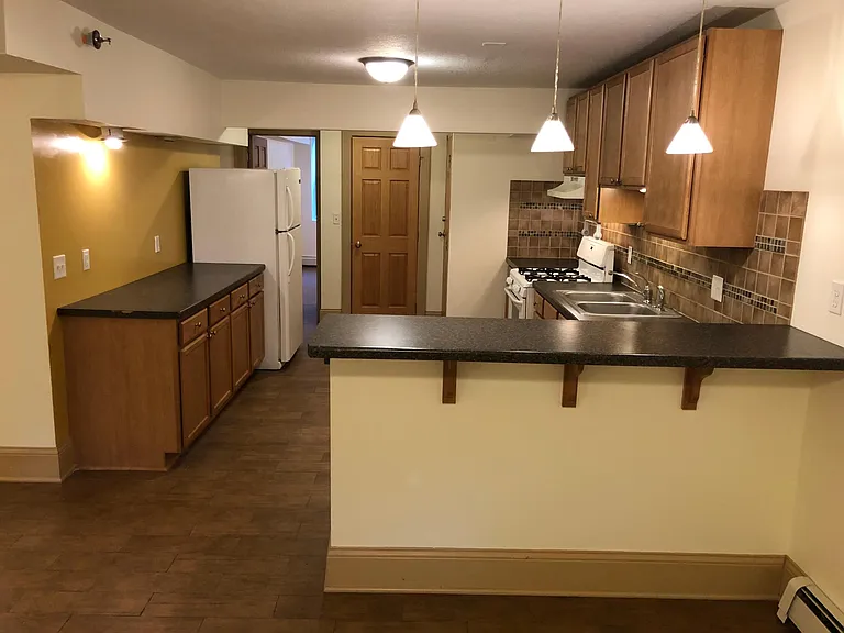 2716 Hennepin Ave S #B1 — Photo 4