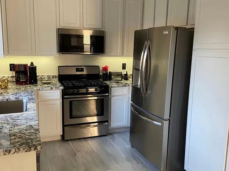 3057 Myles Dr — Photo 5