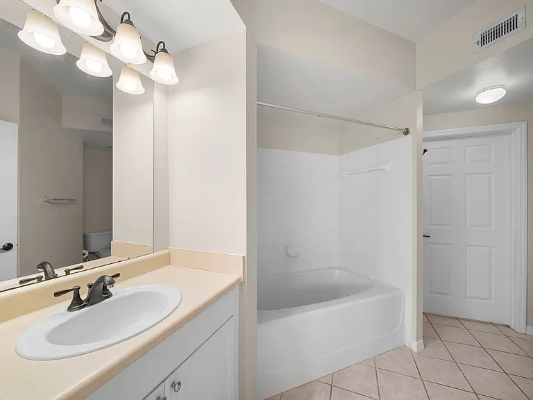 11400 Ocean Walk Ln #214 — Photo 24