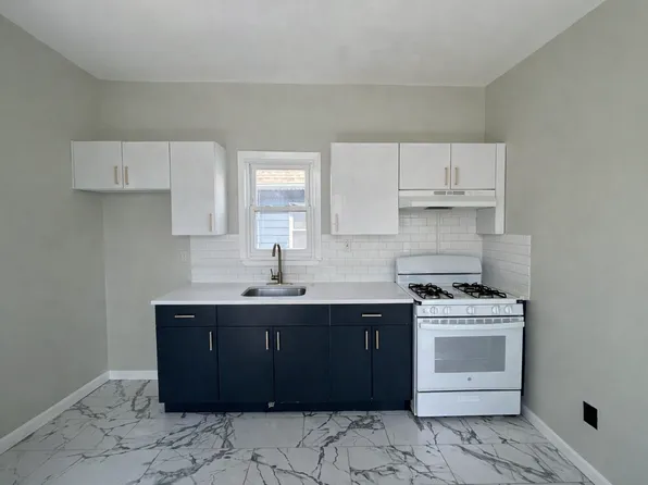 1120 Chandler Ave Floor 2, Roselle, NJ 07203