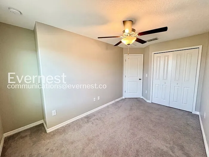 9718 Mulberry Marsh Ln — Photo 12