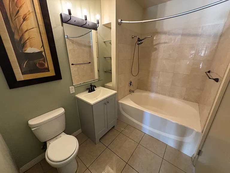 488 E Ocean Blvd #417 — Photo 6