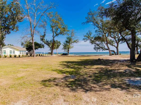 6742 Shore Dr #3, Elberta, AL 36530