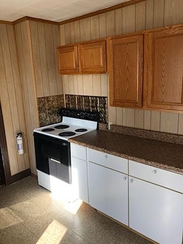 1st image of 230 N Park St
