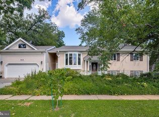 9105 Hempstead Ave, Bethesda, MD 20817