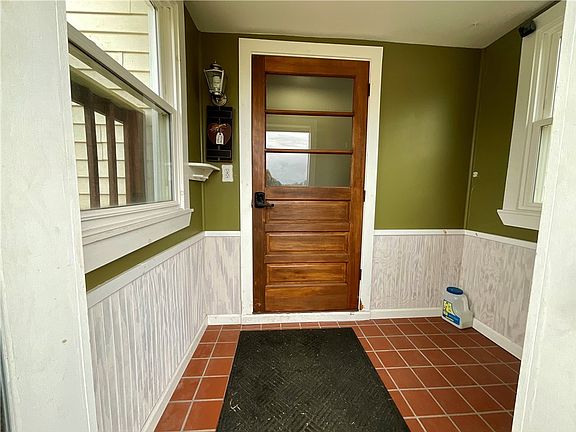 5th image of 13450 Schutt Rd