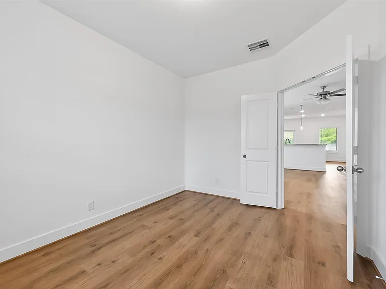 4506 Blue Moutain Laurel — Photo 10