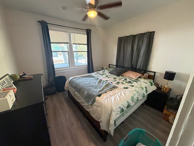 1150 Highland St S — Photo 9