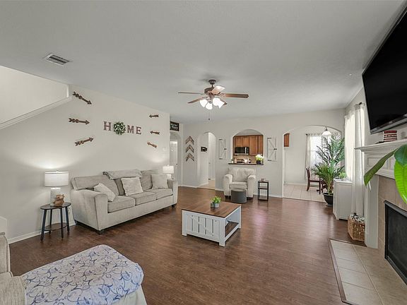 2nd image of 13615 Northpointe Ridge Ln