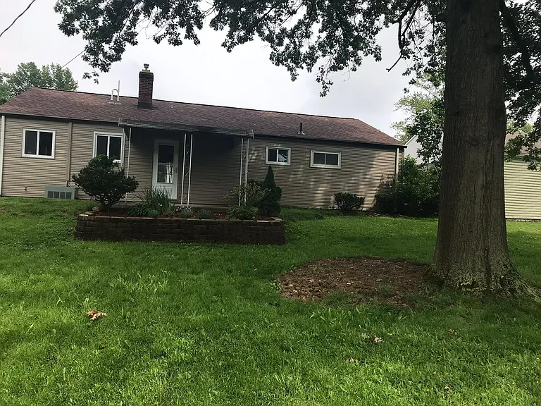 1318 Ranchland Dr — Photo 3