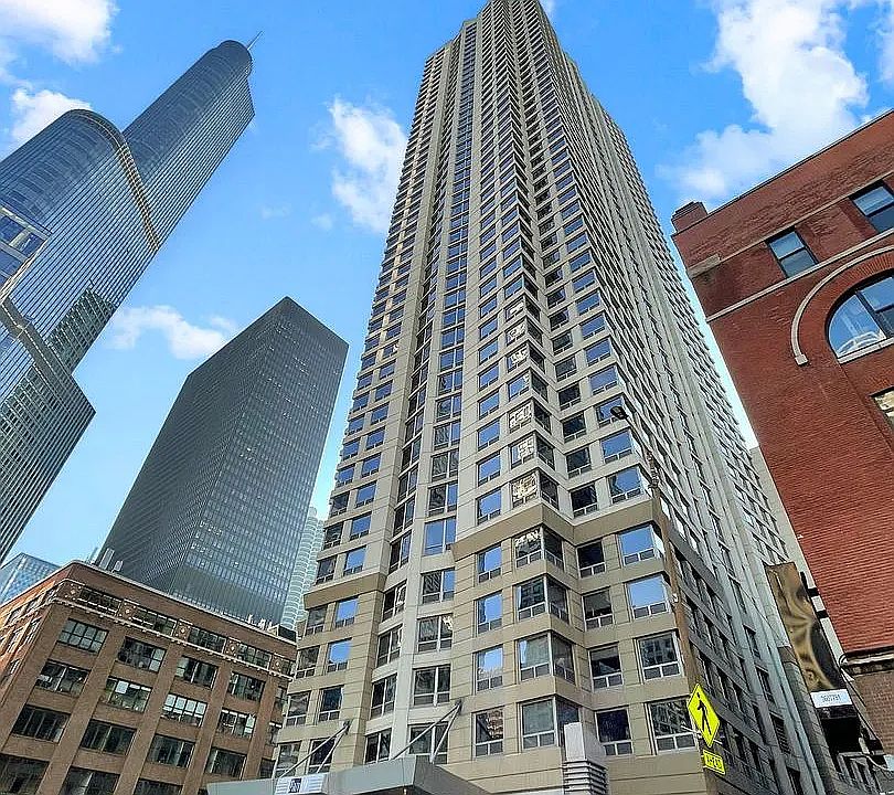 1st image of 440 N Wabash Ave APT 1811