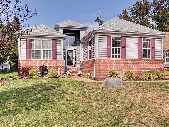 2nd image of 5296 Queen Bishop Ln