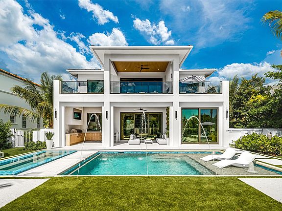 5th image of 6107 N Ocean Boulevard