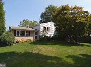 325 E Penn Ave, Robesonia, PA 19551