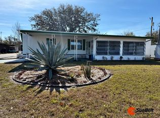 3355 E Dean St, Leesburg, FL 34788