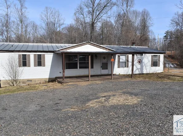 221 Plaster Rd, Fieldale, VA 24089