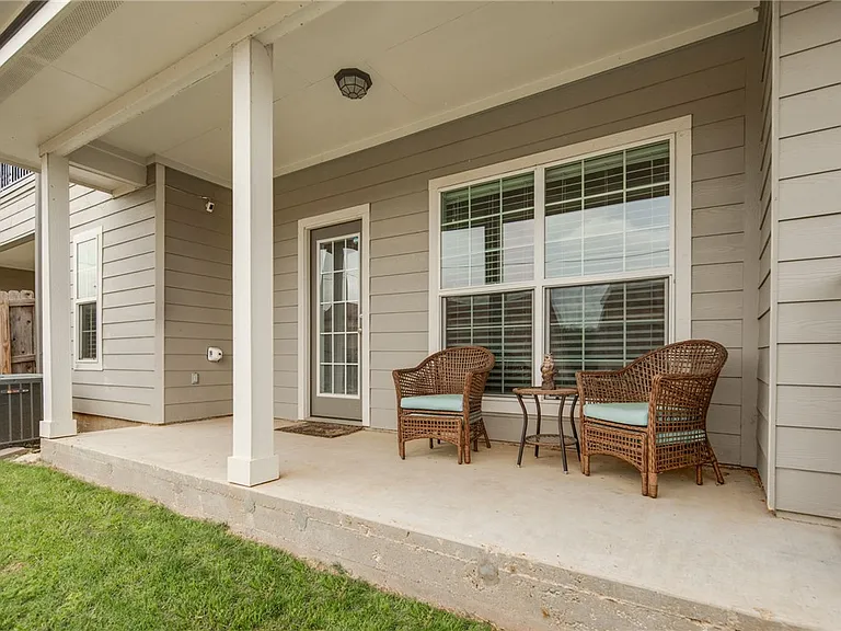 3433 Summerway Dr — Photo 28