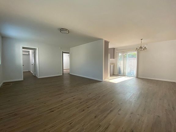 3rd image of 5929 Rowland Ave