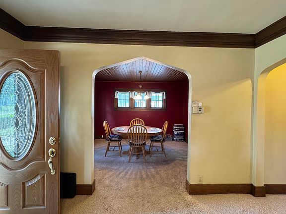 2nd image of 1407 Sharon St