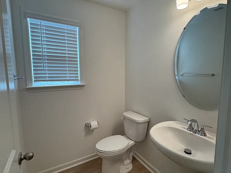 1020 Cunningham Farm Dr — Photo 7