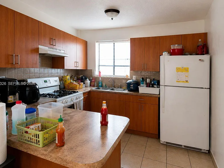 6215 W 22nd Ct #15 — Photo 2