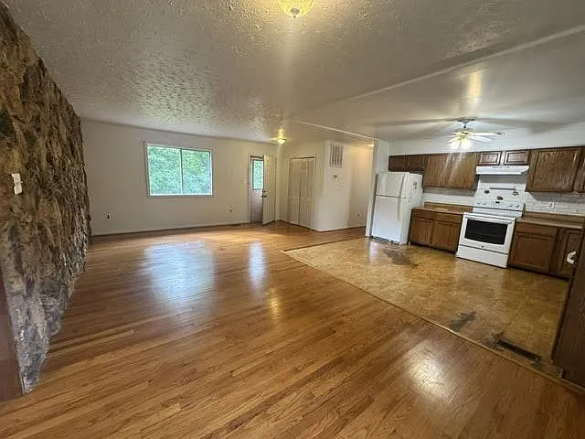 12 Dogwood Ln — Photo 24