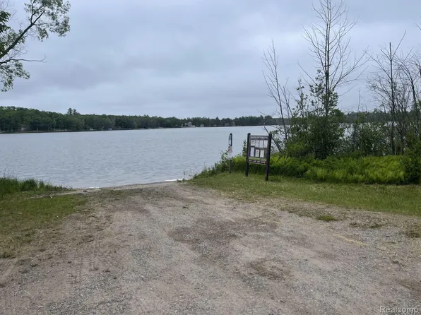 0 Lake View Dr, Hawks, MI 49743