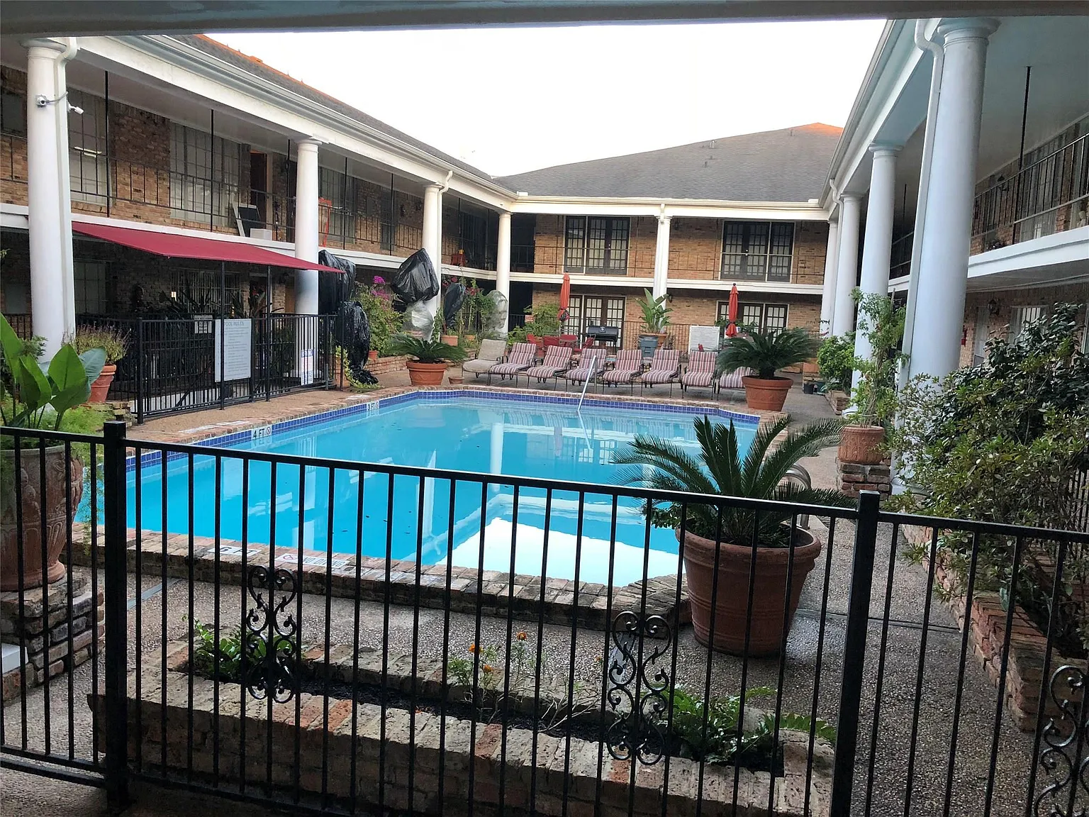 1 bed, 1.0 bath, 597 sqft, $1,195 — Photo 3