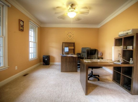 5th image of 1155 Lakefield Walk