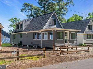 375 E Barnegat Ave, Bayville, NJ 08721
