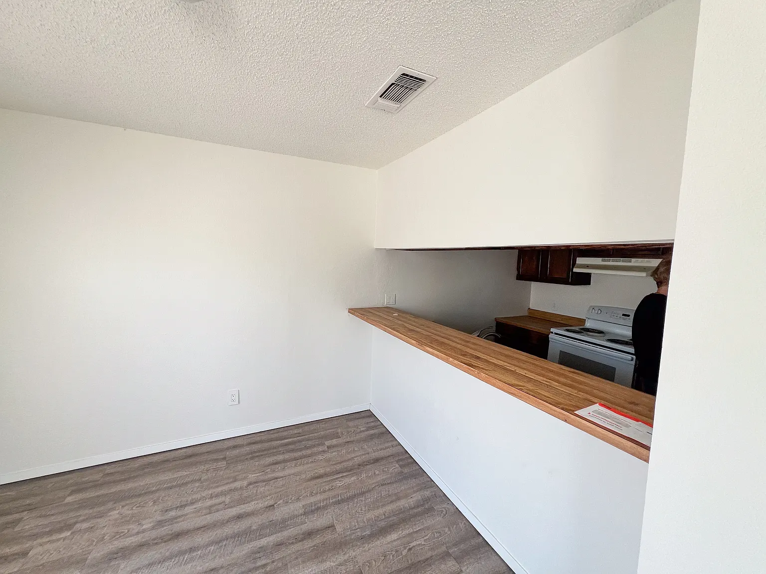 900 Scurry Street — Photo 3