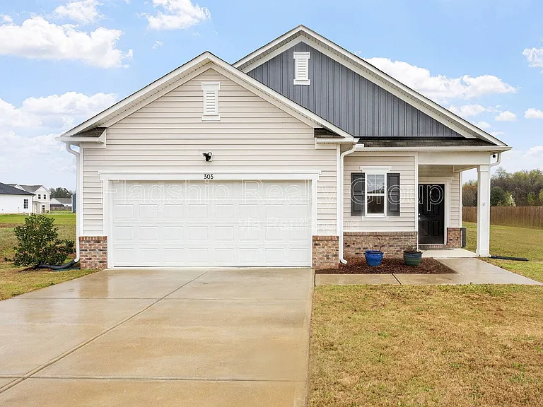 303 Kenison Way — Photo 3