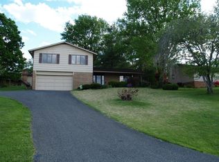 16 Link Rd, Lexington, VA 24450