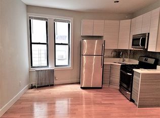 219 E 17th St #2R, Brooklyn, NY 11226