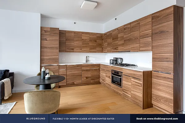 Rented by The Blueground | media 47