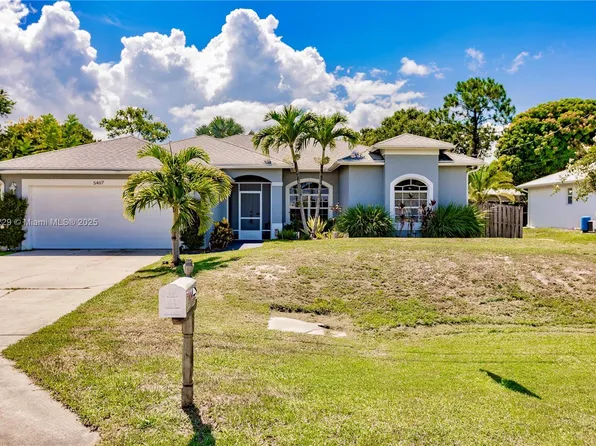 5407 Seagrape Dr, Fort Pierce, FL 34982