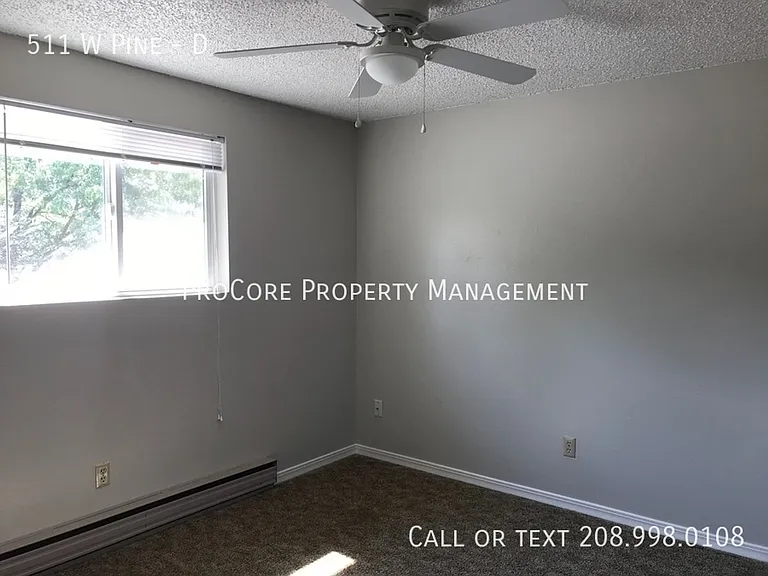 511 W Pine Ave — Photo 8