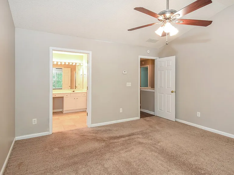 3740 Ridgefair Dr — Photo 12