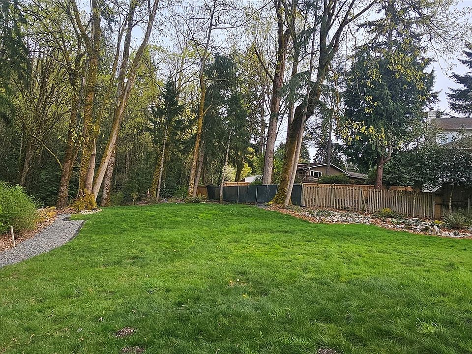 1st image of 4572 151 Avenue SE