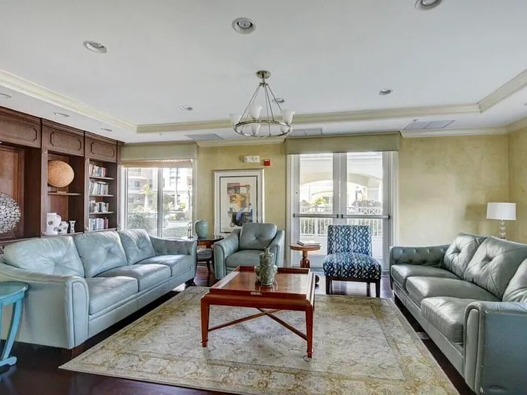 804 E Windward Way #316 — Photo 7