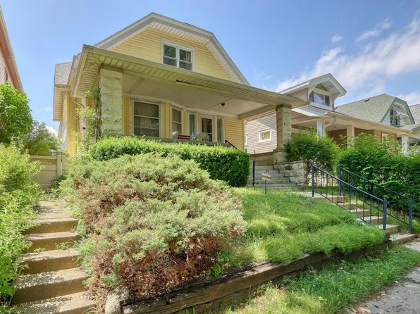 1251 S 30th STREET, Milwaukee, WI 53215