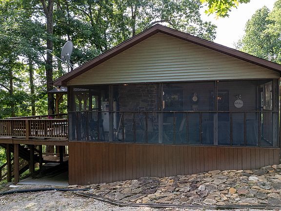 5th image of 822 Spring Shores Ln