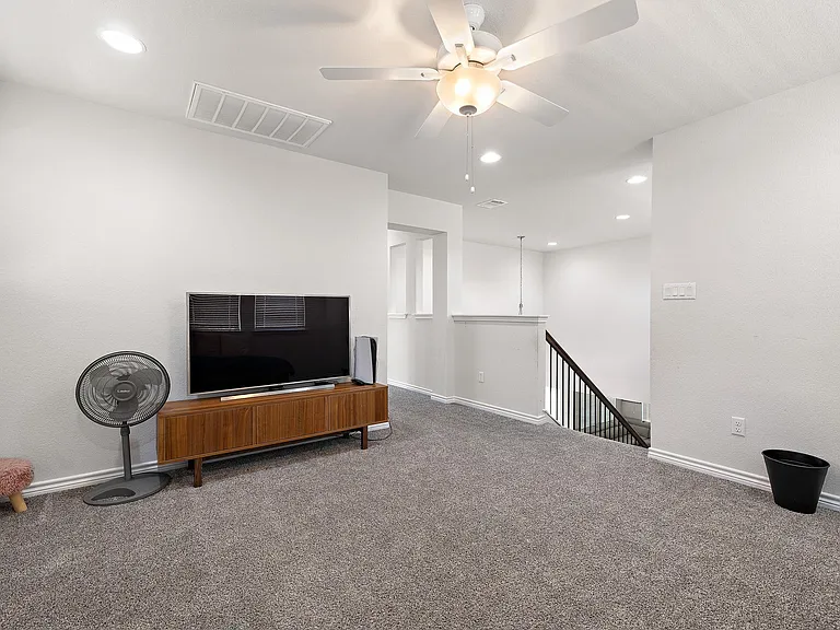 109 Broken Oak Dr — Photo 22