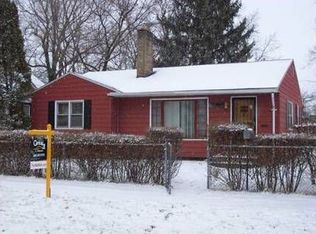 922 Albert Ave, Kalamazoo, MI
