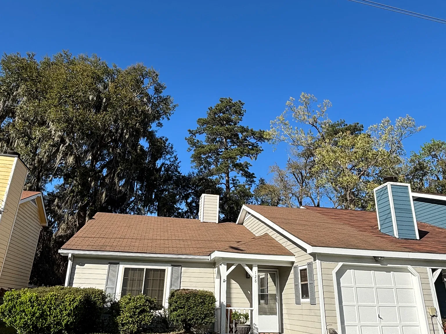 3 bed, 1200 sqft, $2,600 — Photo 2