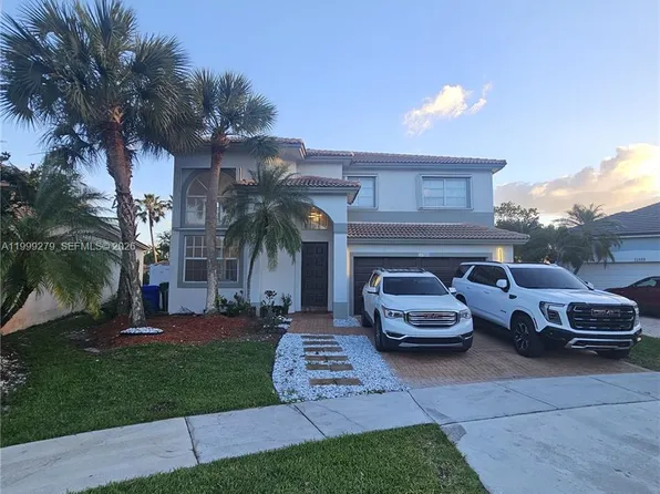 17088 NW 19th St, Pembroke Pines, FL 33028