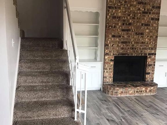 2nd image of 2709 Meadow Park Dr Unit D