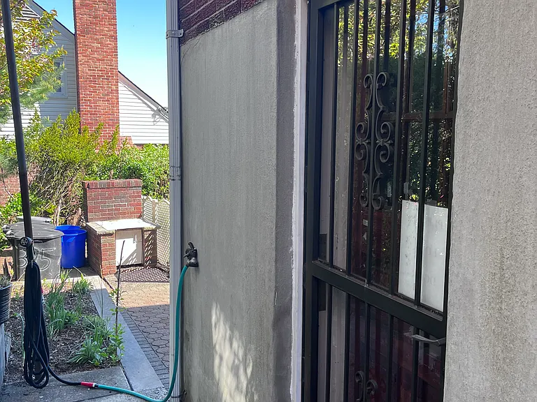 395 Coolidge Ave — Photo 24