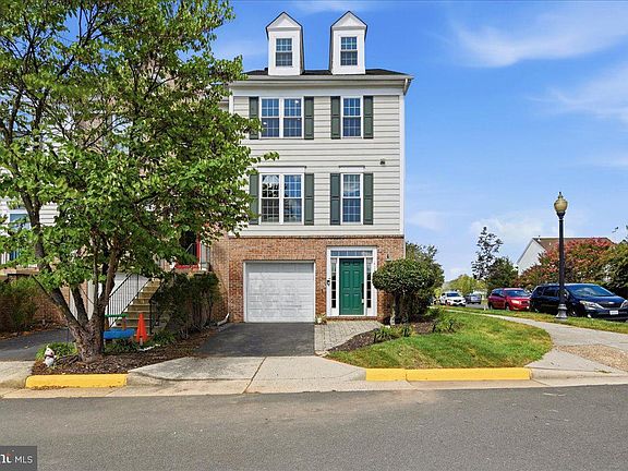 2nd image of 43092 Francis Sq