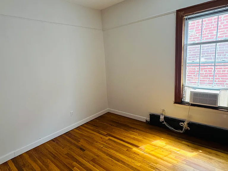 2524 Maclay Ave #3 — Photo 4